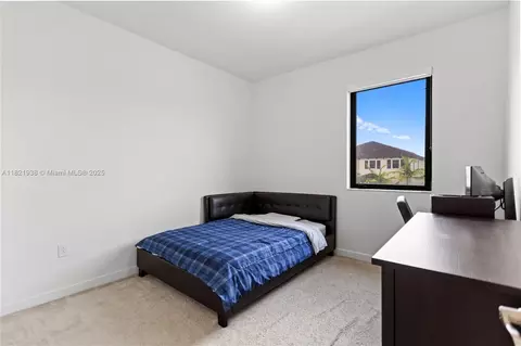3557 W 94th Ter, Hialeah, FL 33018 photo 46