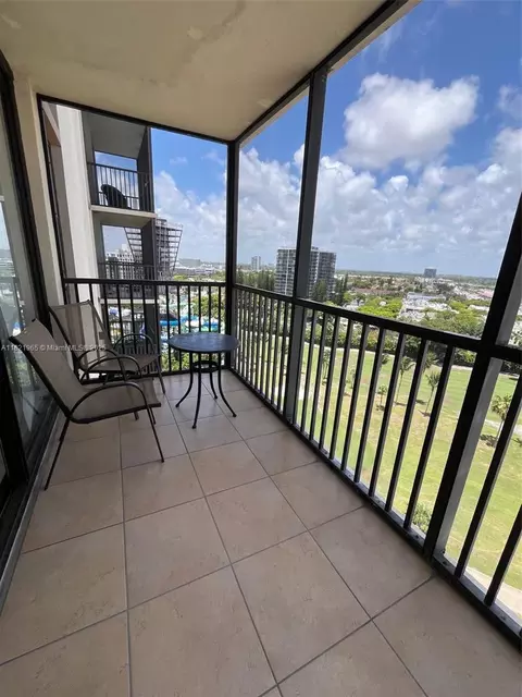 20335 W Country Club Dr #1401, Aventura, FL 33180