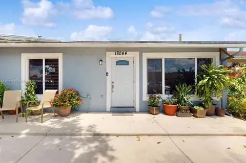 18044 NW 41st Pl, Miami Gardens, FL 33055