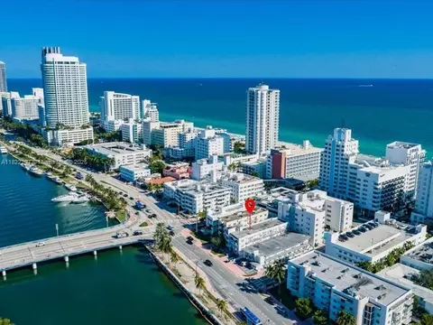 4015 Indian Creek Dr #204, Miami Beach, FL 33140