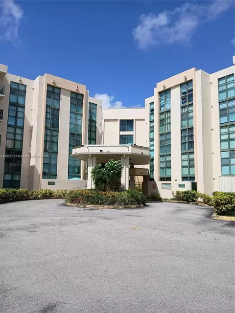 2055 SW 122nd Ave #113, Miami, FL 33175