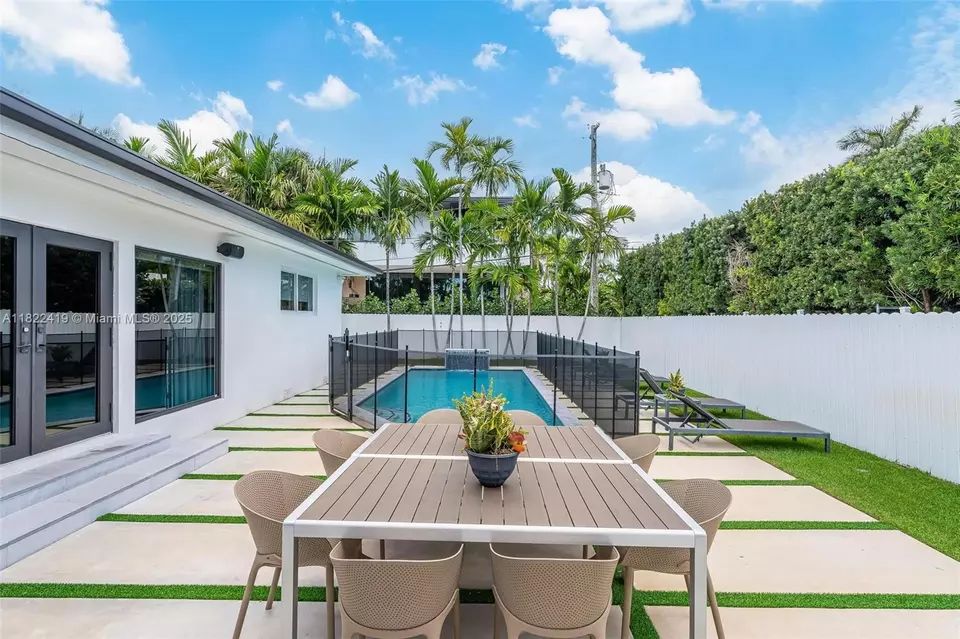 Other - 1331 97th St, Bay Harbor Islands, FL 33154 photo 4 of 5