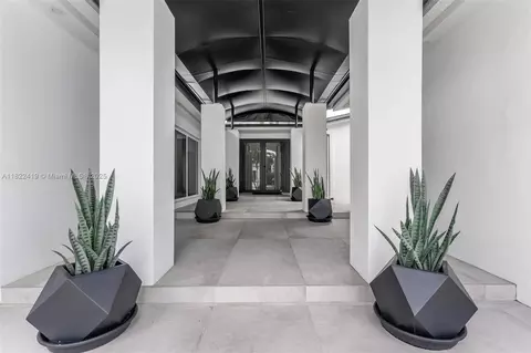 Entry Way - 1331 97th St, Bay Harbor Islands, FL 33154 photo 1 of 1