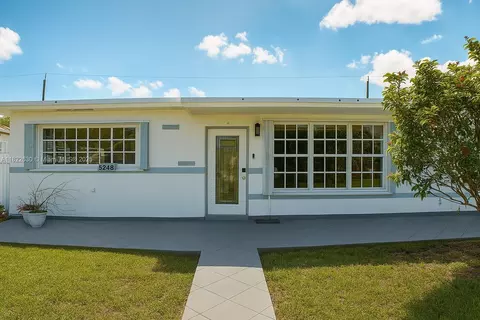 5348 W 14th Ave, Hialeah, FL 33012