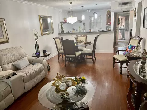 3170 Holiday Springs Blvd #6-309, Margate, FL 33063