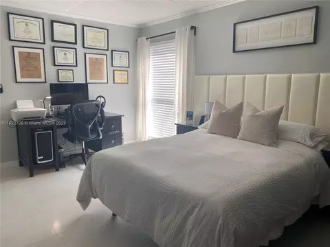 Undisclosed, Hialeah, FL 33012 photo 8