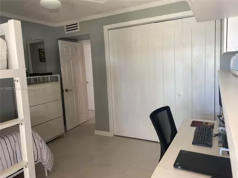 Undisclosed, Hialeah, FL 33012 photo 15
