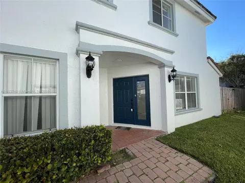 11530 NW 48th Ter, Doral, FL 33178