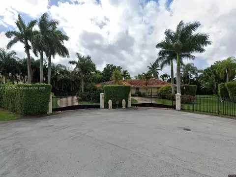 7080 SW 98th Ave, Miami, FL 33173
