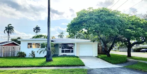 826 N 32nd Ct, Hollywood, FL 33021