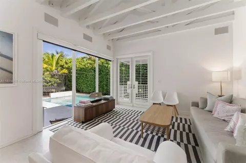 Living - 220 Cypress Dr, Key Biscayne, FL 33149 photo 2 of 2