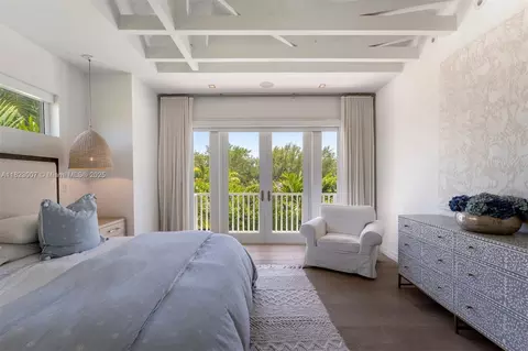 Bedroom - 220 Cypress Dr, Key Biscayne, FL 33149 photo 3 of 8