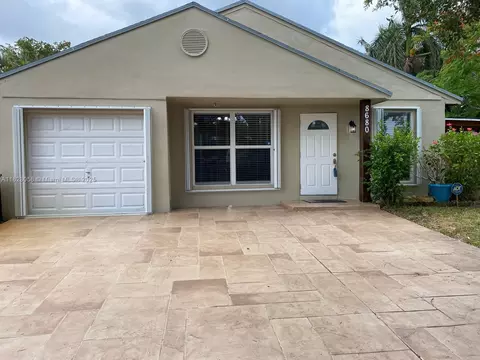 8680 SW 16th St, Pembroke Pines, FL 33025