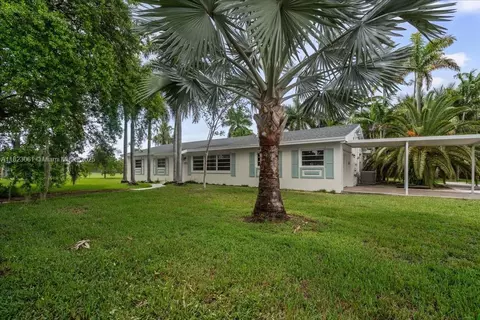 18370 SW 292nd St, Homestead, FL 33030