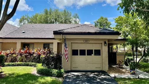 9211 Chelsea Dr N, Plantation, FL 33324