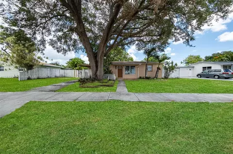 4625 SW 32nd Dr, West Park, FL 33023