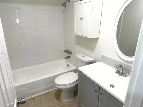 6881 W 16th Dr, Hialeah, FL 33014 photo 18