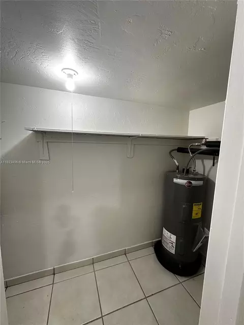 6881 W 16th Dr, Hialeah, FL 33014 photo 22