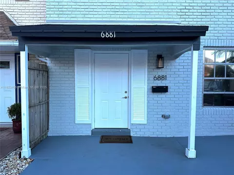 6881 W 16th Dr, Hialeah, FL 33014 photo 3