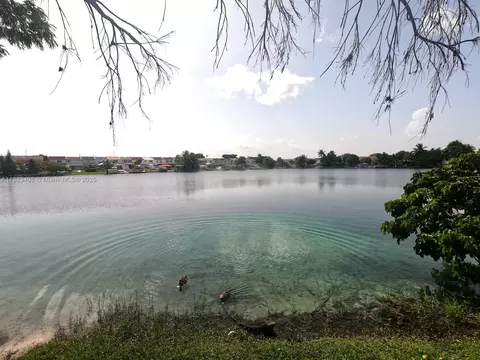 6881 W 16th Dr, Hialeah, FL 33014 photo 58