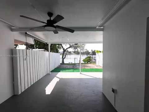 6881 W 16th Dr, Hialeah, FL 33014 photo 37