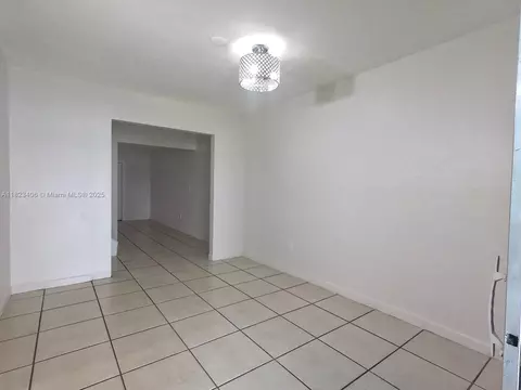6881 W 16th Dr, Hialeah, FL 33014 photo 24