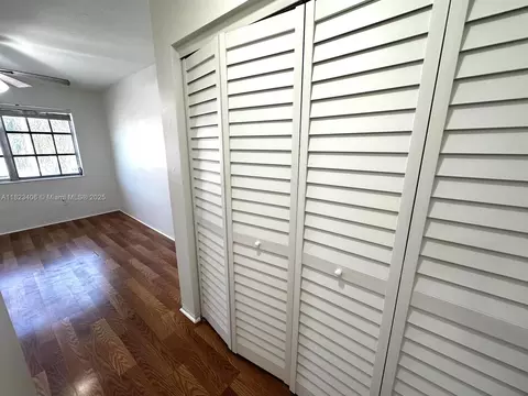 6881 W 16th Dr, Hialeah, FL 33014 photo 16