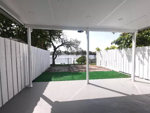 6881 W 16th Dr, Hialeah, FL 33014 photo 40