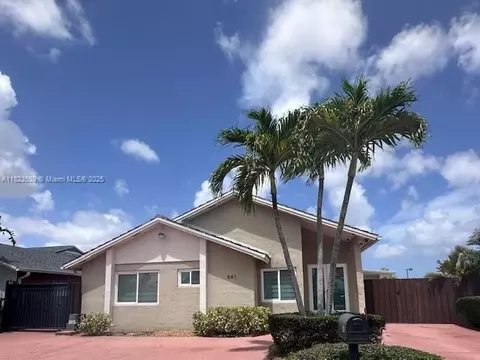 641 SW 99th Pl, Miami, FL 33174