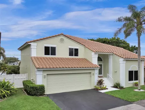 9613 NW 9th Ct, Plantation, FL 33324