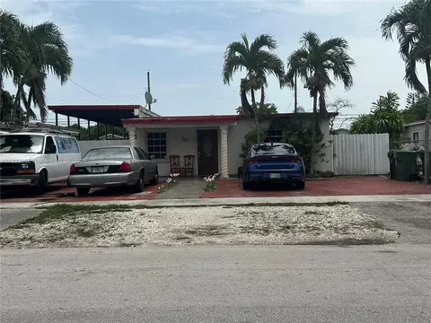 142 E 45th St, Hialeah, FL 33013 photo 1
