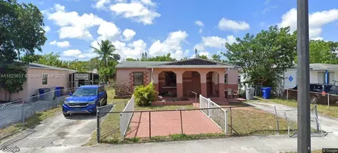 2910 NW 7th St, Pompano Beach, FL 33069