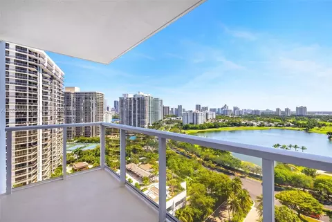 3731 N Country Club Dr #2023, Aventura, FL 33180