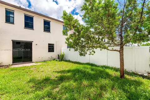 Exterior - 3348 W 108th St, Hialeah, FL 33018 photo 4 of 4