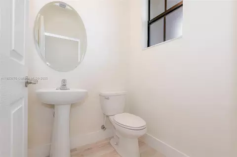 Other - 3348 W 108th St, Hialeah, FL 33018 photo 4 of 6