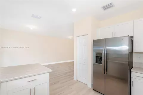 Other - 3348 W 108th St, Hialeah, FL 33018 photo 3 of 6