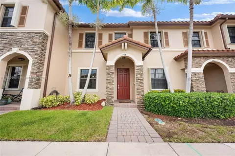 448 SE 32nd Ave, Homestead, FL 33033