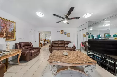 359 E 19th St, Hialeah, FL 33010 photo 27