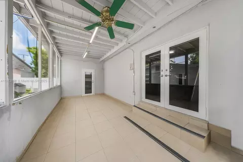359 E 19th St, Hialeah, FL 33010 photo 33