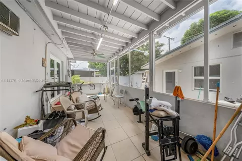 359 E 19th St, Hialeah, FL 33010 photo 36