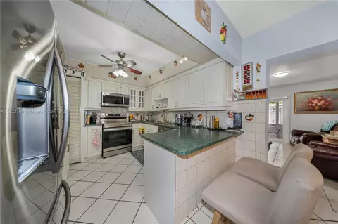 359 E 19th St, Hialeah, FL 33010 photo 20