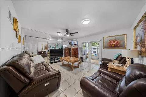 359 E 19th St, Hialeah, FL 33010 photo 25