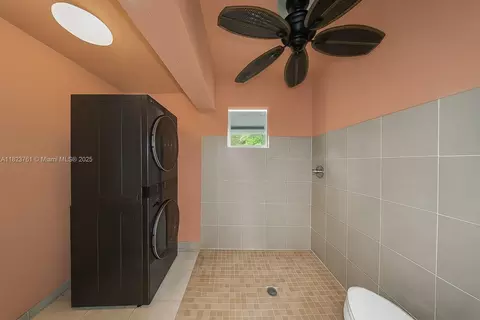 359 E 19th St, Hialeah, FL 33010 photo 37