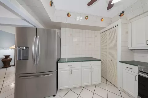 359 E 19th St, Hialeah, FL 33010 photo 23