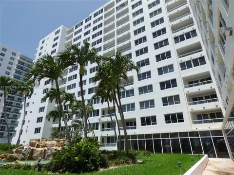 5005 Collins Ave #202, Miami Beach, FL 33140