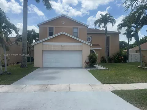 2660 Huron Way, Miramar, FL 33025