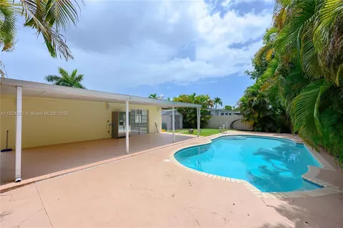 Exterior - 30 E 52nd Pl, Hialeah, FL 33013 photo 1 of 3