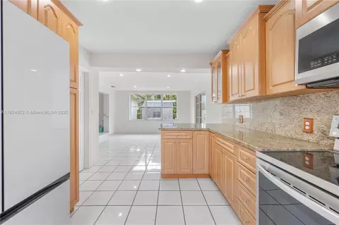 Other - 30 E 52nd Pl, Hialeah, FL 33013 photo 3 of 7