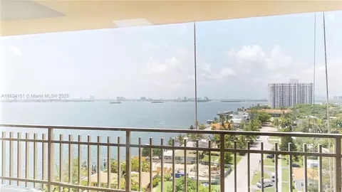 11113 Biscayne Blvd #1055, Miami, FL 33181