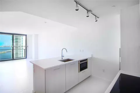 501 NE 31st St #2005, Miami, FL 33137
